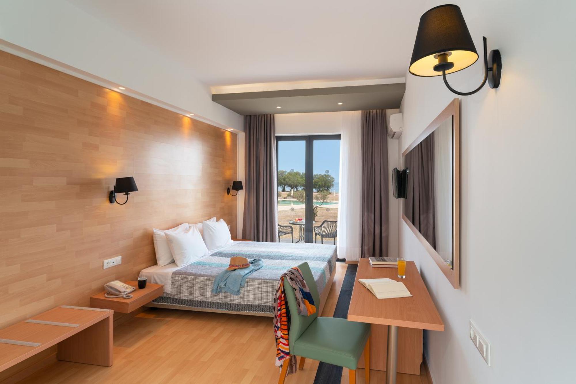 Ampelia Seaside Hotel