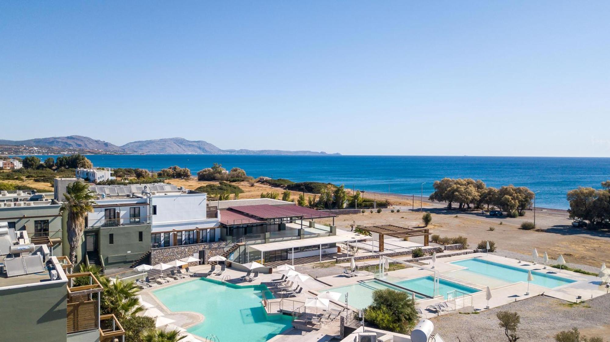 Ampelia Seaside Hotel 4*