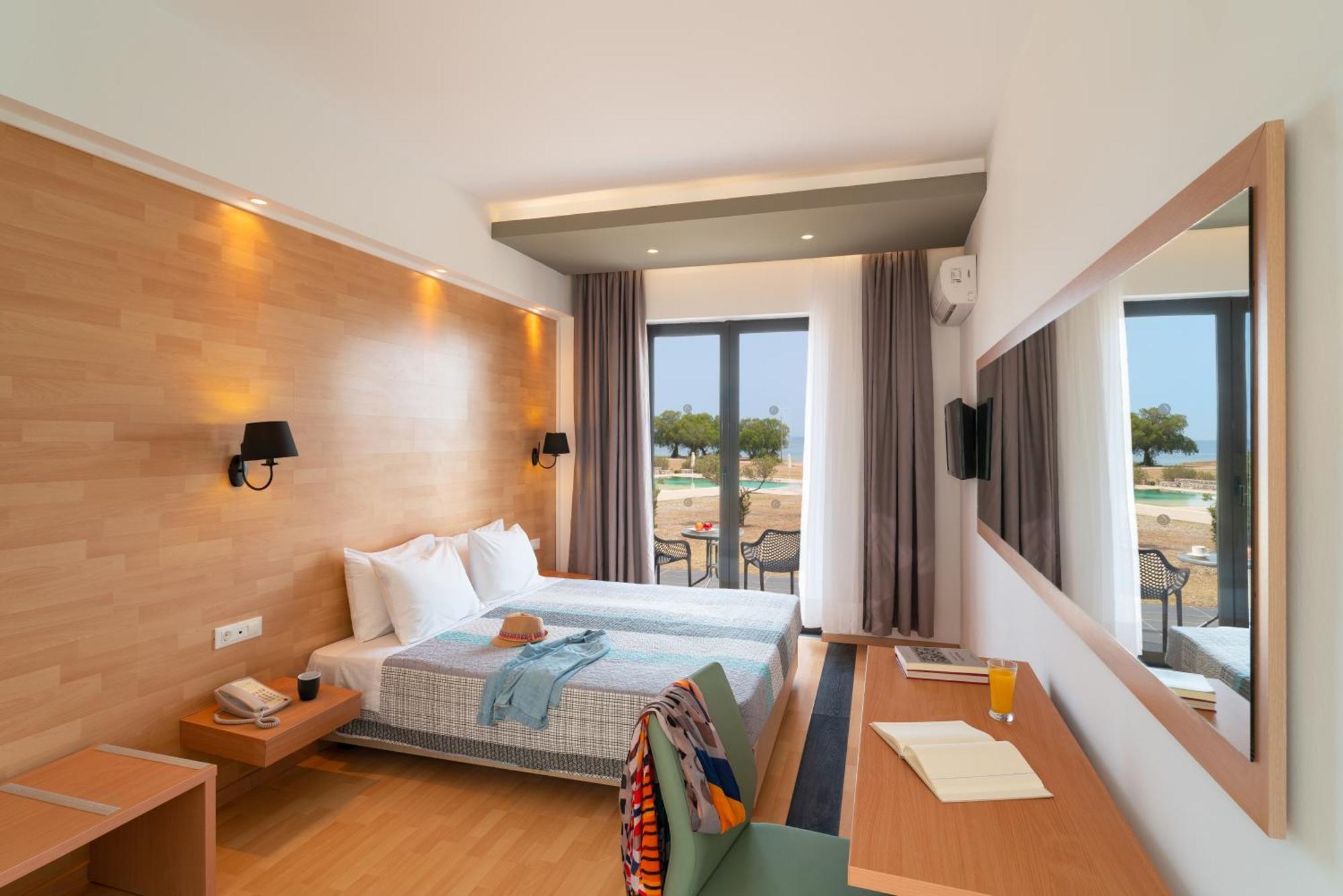 מלון Ampelia Seaside